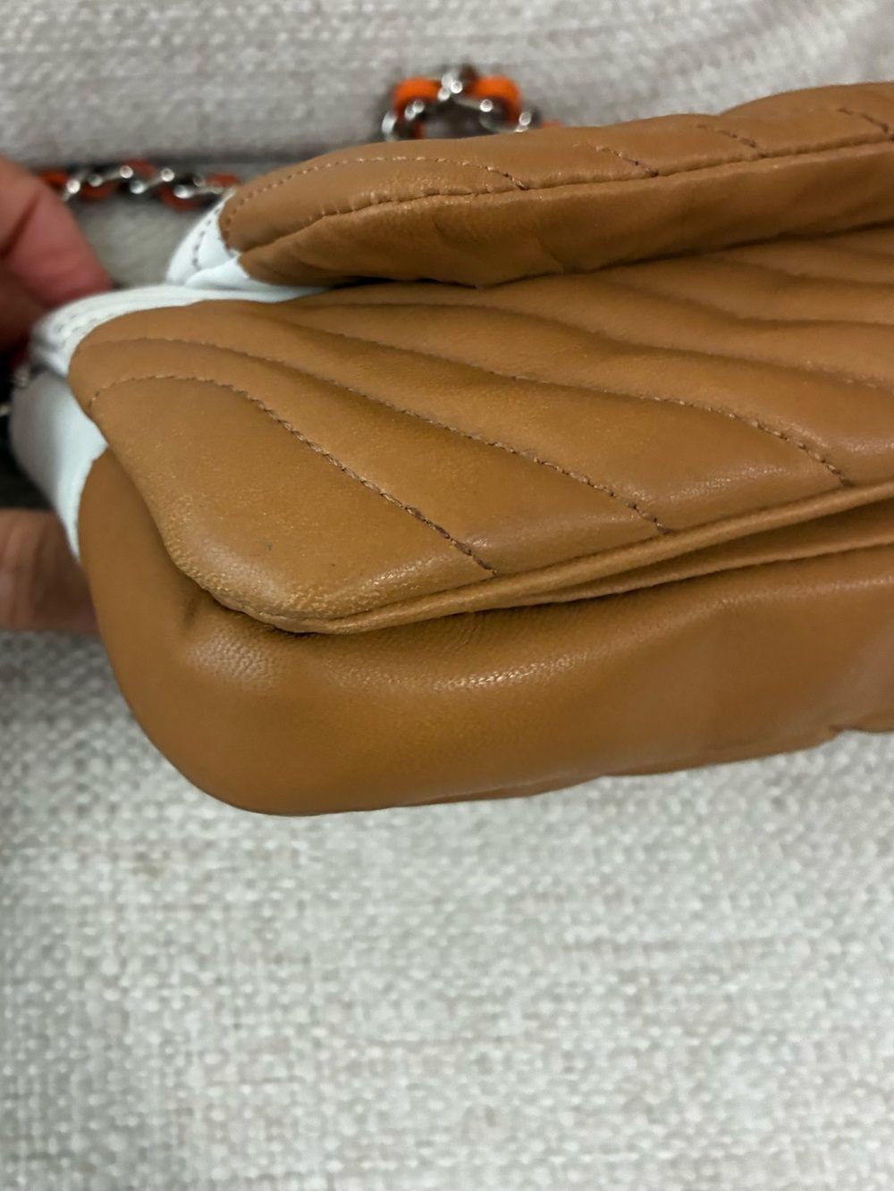 Henri Bendel Rare 3 Color (Color Block) Leather leather & chain Crossbody Bag - Picture 7 of 15
